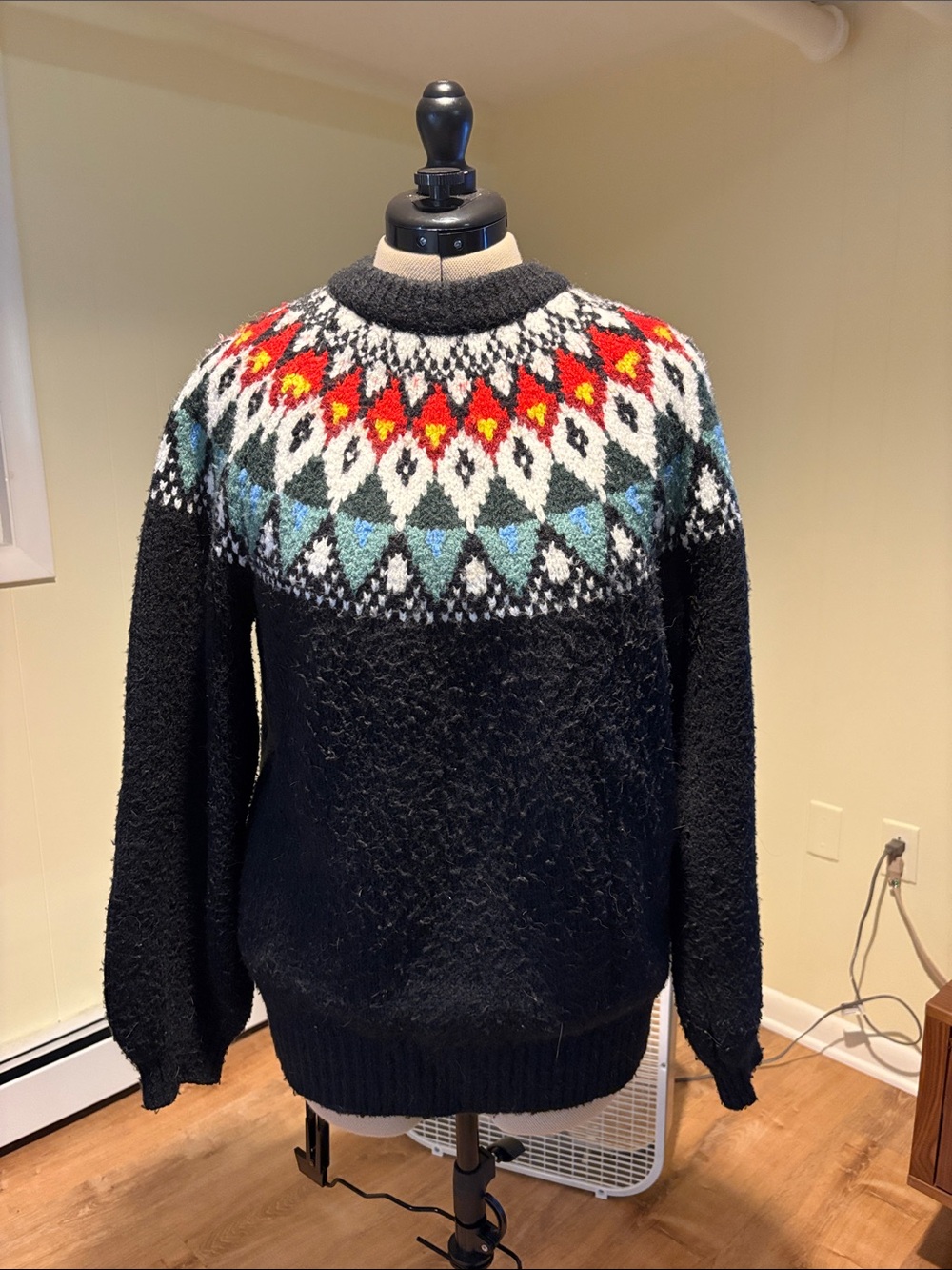 Urban Outfitters Cozy Black Crewneck Sweater with Fair Isle Yoke, Sz M
